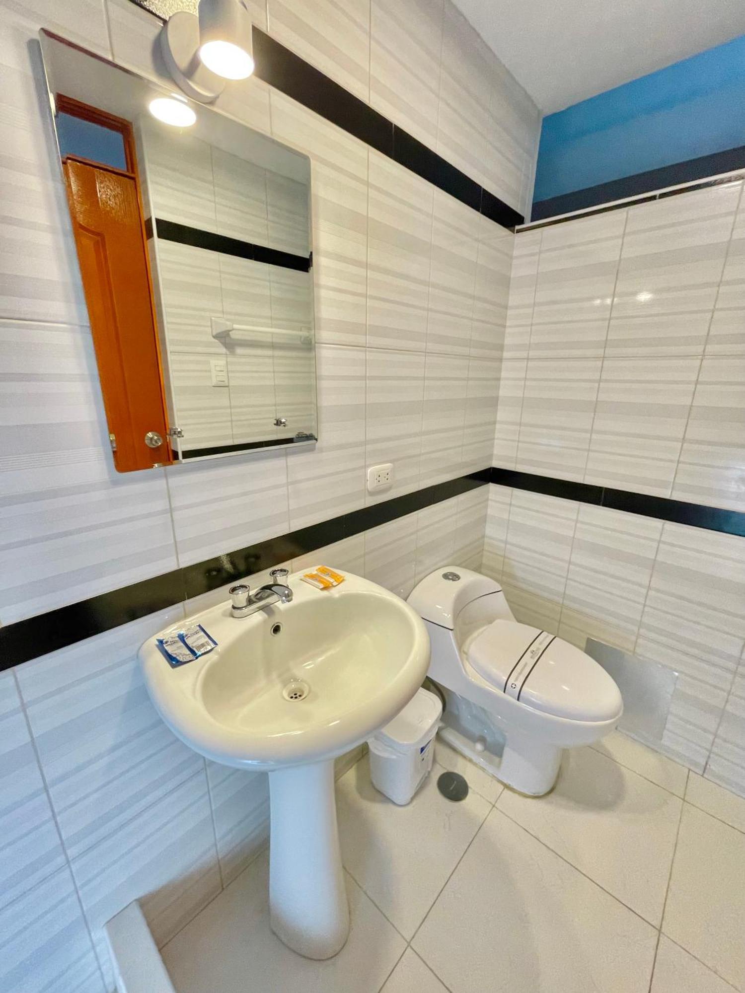 Jultom Inn Hotel & Suites Trujillo Zewnętrze zdjęcie