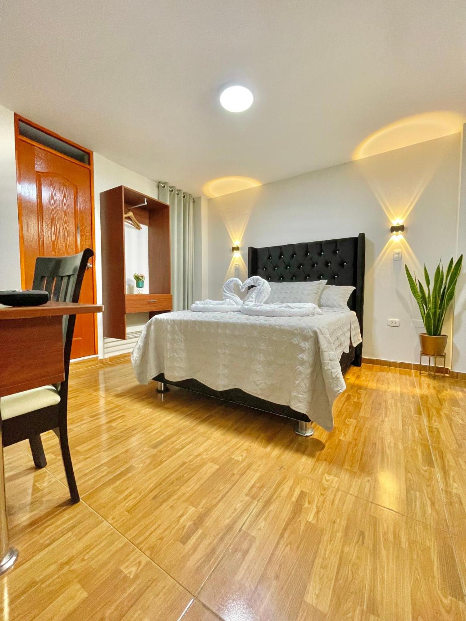 Jultom Inn Hotel & Suites Trujillo Zewnętrze zdjęcie